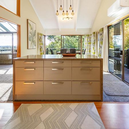 Sherwood Lodge 4-Bedroom Holiday Home With Spectacular Views Christchurch Zewnętrze zdjęcie