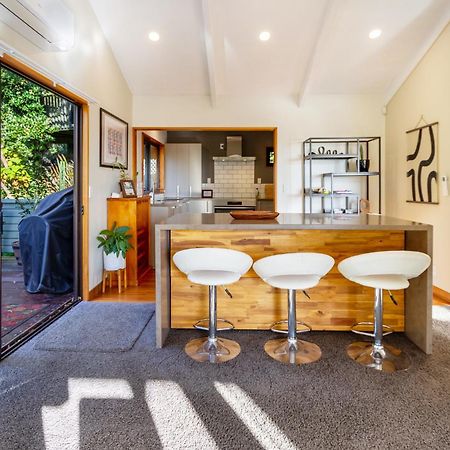 Sherwood Lodge 4-Bedroom Holiday Home With Spectacular Views Christchurch Zewnętrze zdjęcie