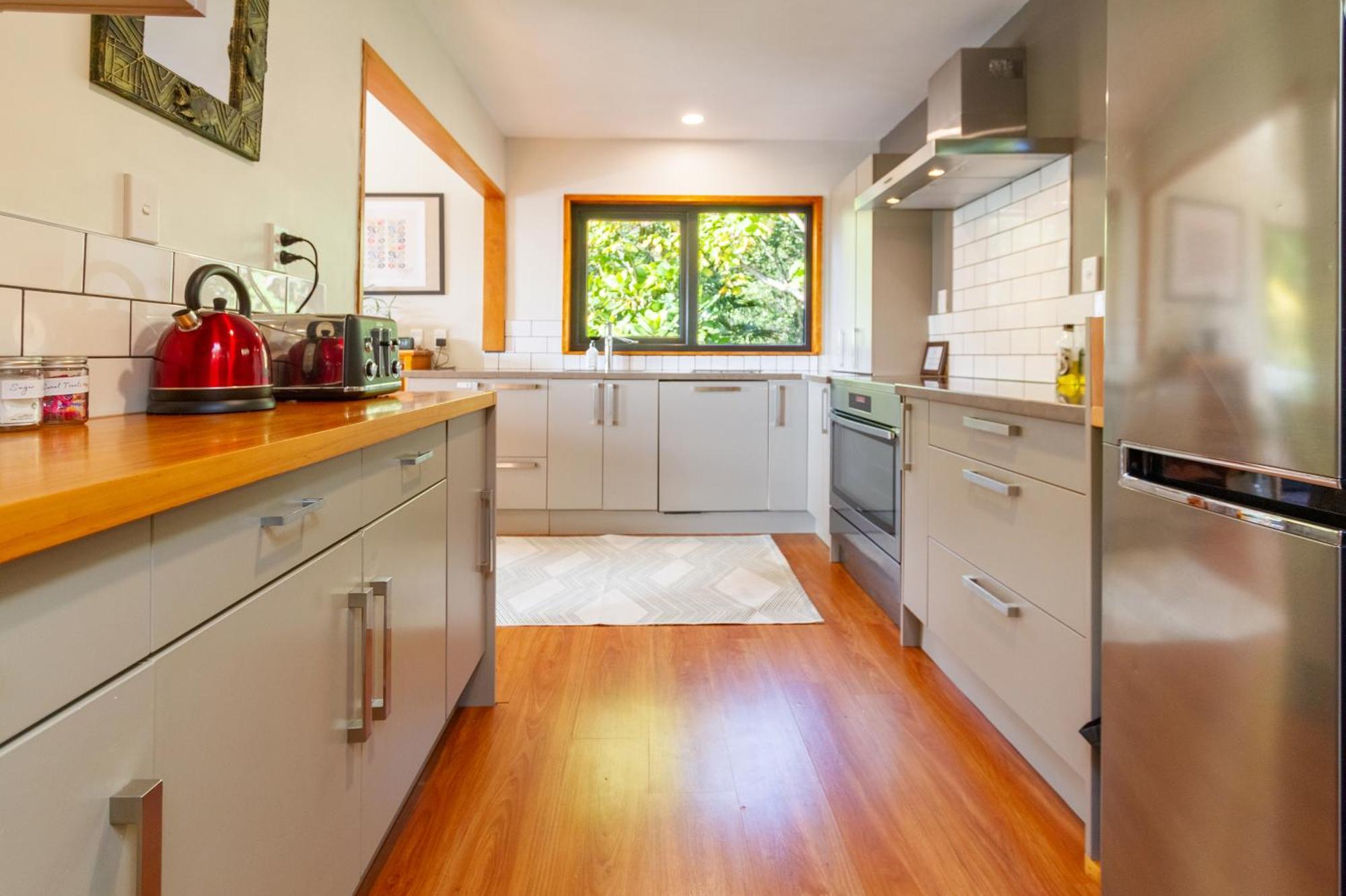 Sherwood Lodge 4-Bedroom Holiday Home With Spectacular Views Christchurch Zewnętrze zdjęcie