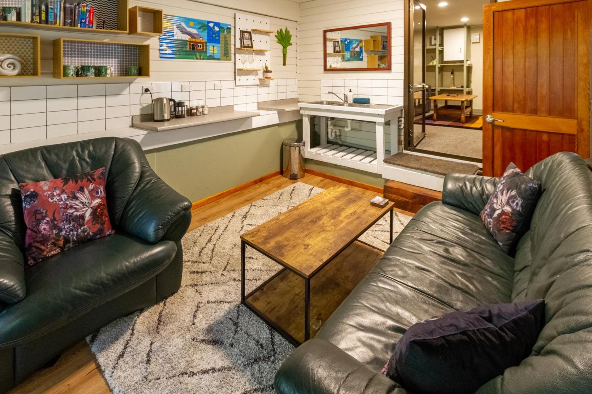 Sherwood Lodge 4-Bedroom Holiday Home With Spectacular Views Christchurch Zewnętrze zdjęcie
