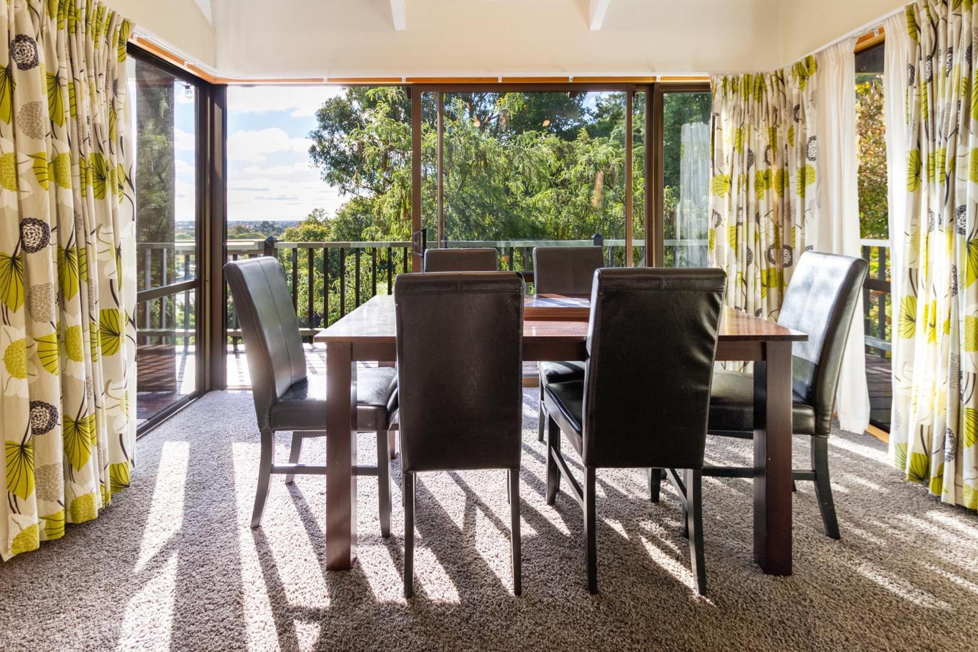 Sherwood Lodge 4-Bedroom Holiday Home With Spectacular Views Christchurch Zewnętrze zdjęcie