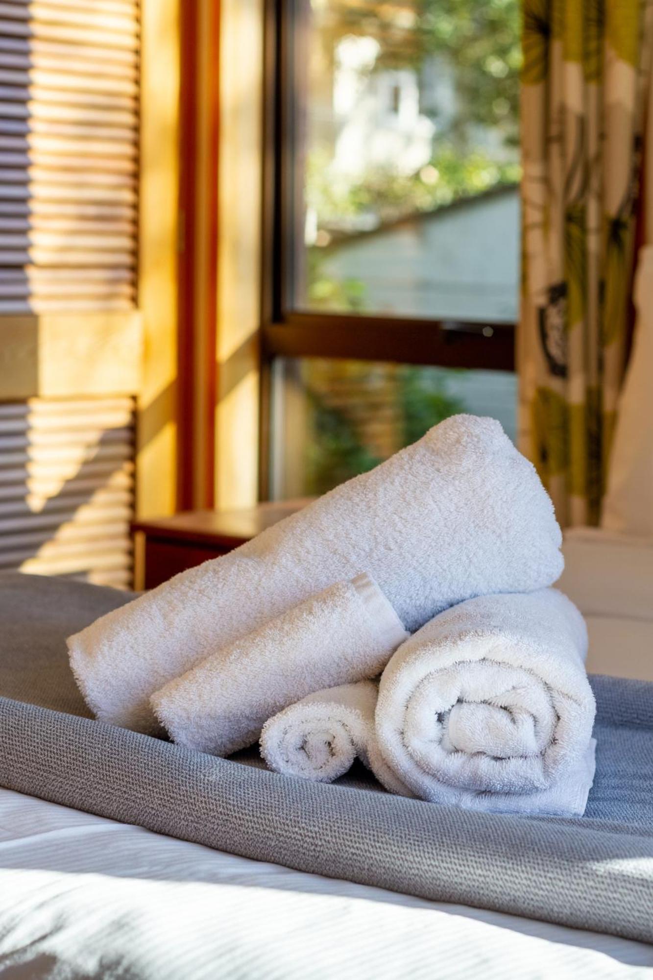 Sherwood Lodge 4-Bedroom Holiday Home With Spectacular Views Christchurch Zewnętrze zdjęcie