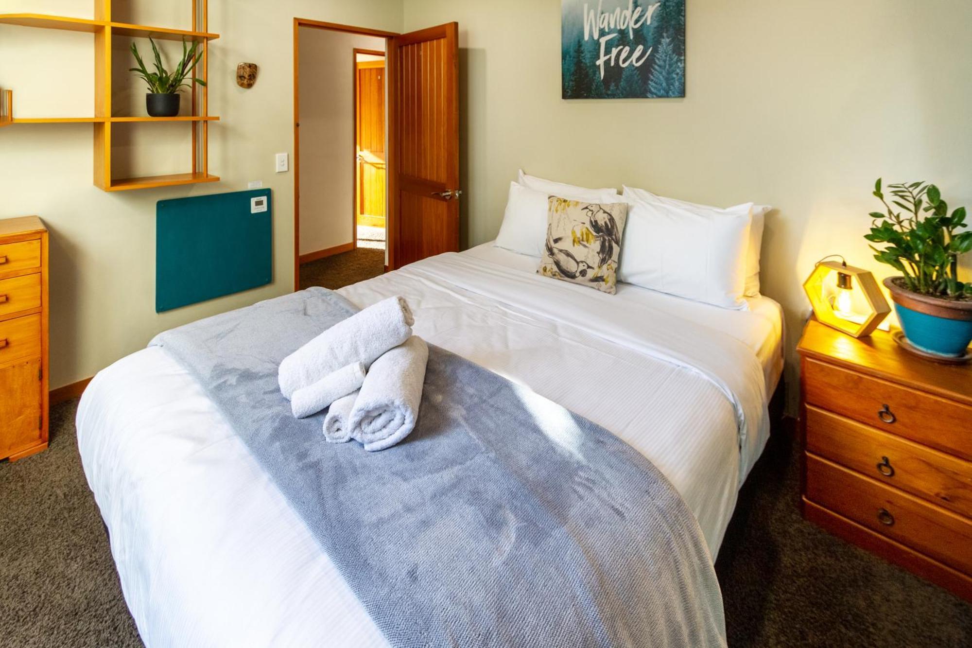 Sherwood Lodge 4-Bedroom Holiday Home With Spectacular Views Christchurch Zewnętrze zdjęcie