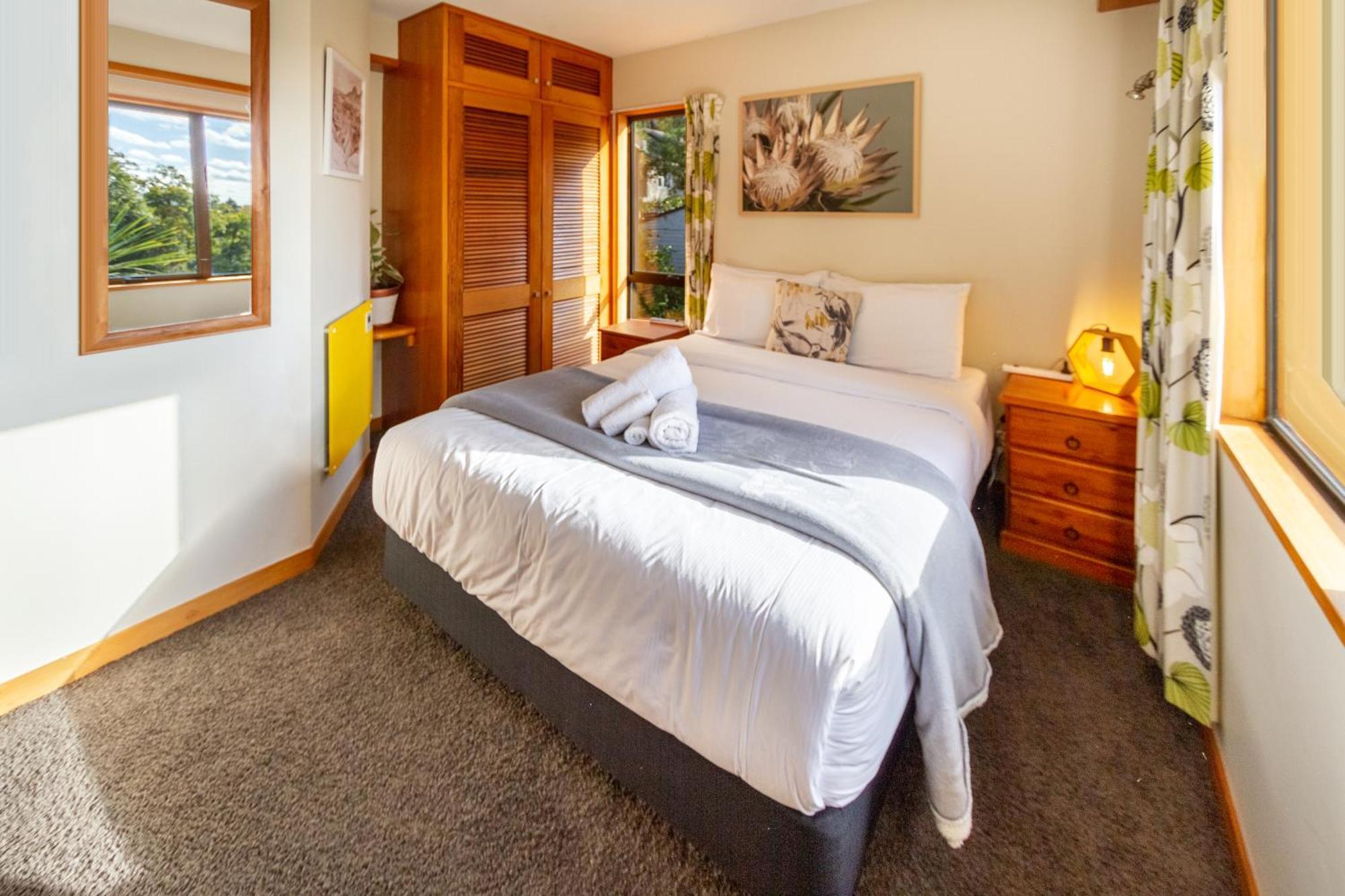 Sherwood Lodge 4-Bedroom Holiday Home With Spectacular Views Christchurch Zewnętrze zdjęcie