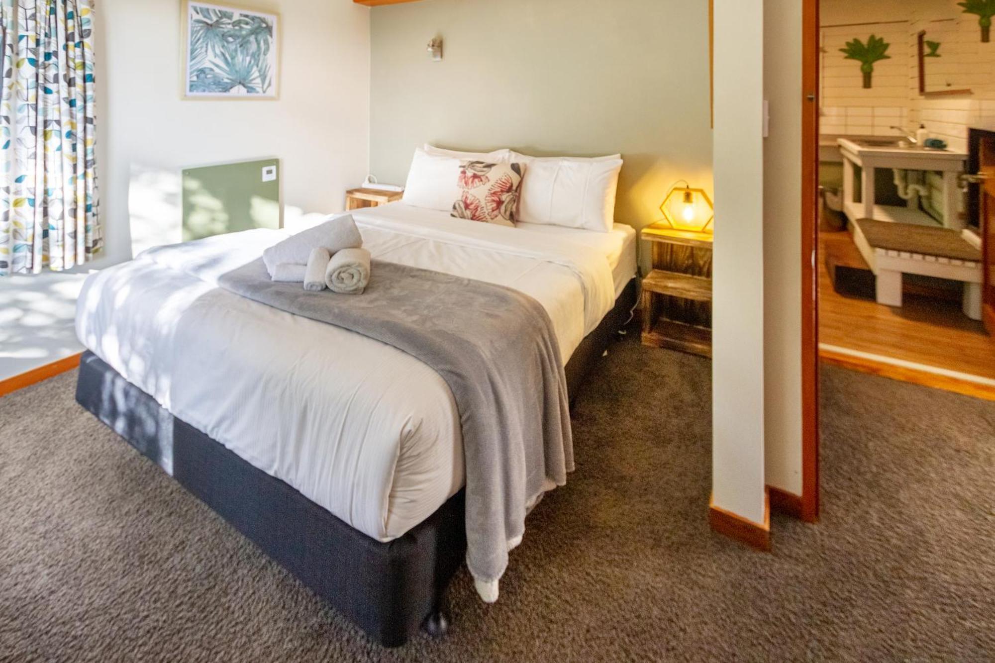 Sherwood Lodge 4-Bedroom Holiday Home With Spectacular Views Christchurch Zewnętrze zdjęcie