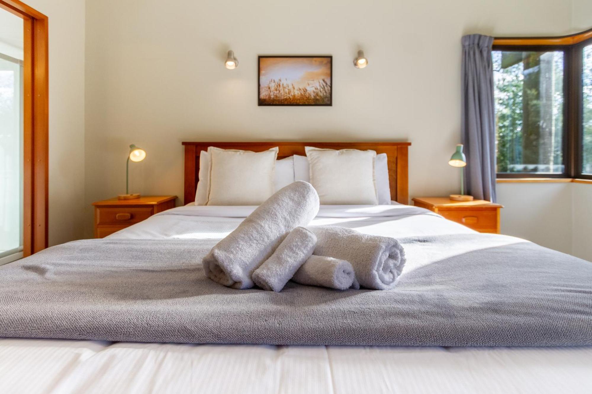 Sherwood Lodge 4-Bedroom Holiday Home With Spectacular Views Christchurch Zewnętrze zdjęcie