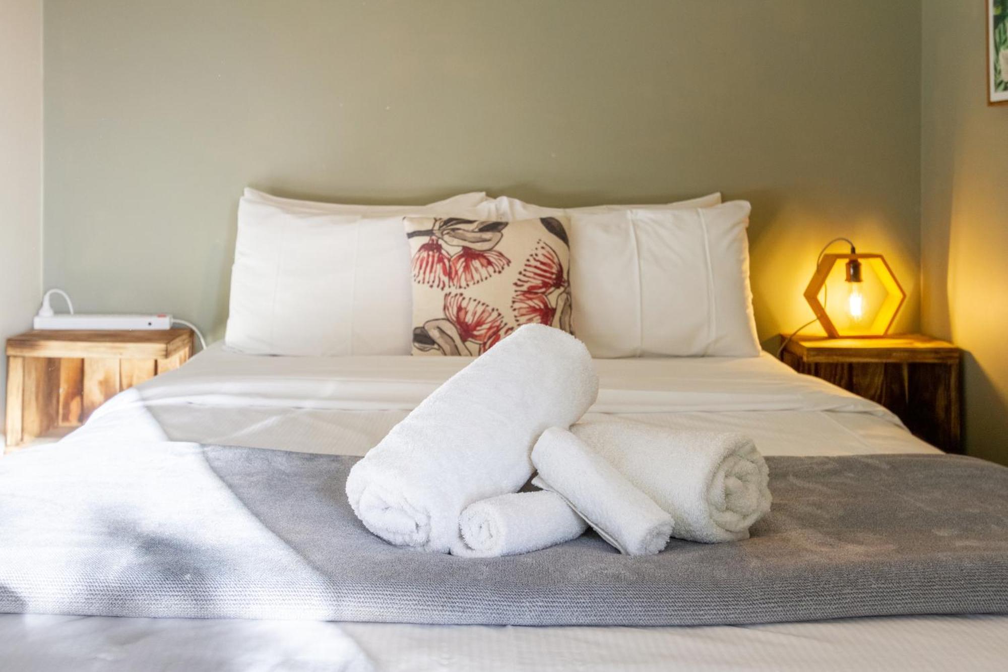Sherwood Lodge 4-Bedroom Holiday Home With Spectacular Views Christchurch Zewnętrze zdjęcie
